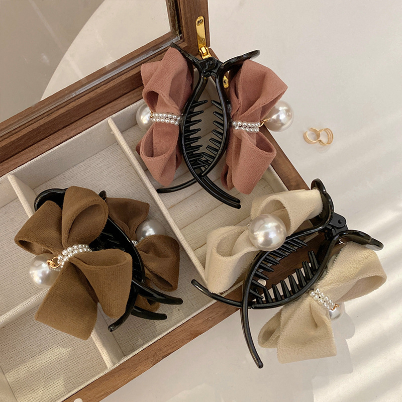 Pince à Cheveux Élégante en Pe - Beauty Makeup Wholesale avis et prix