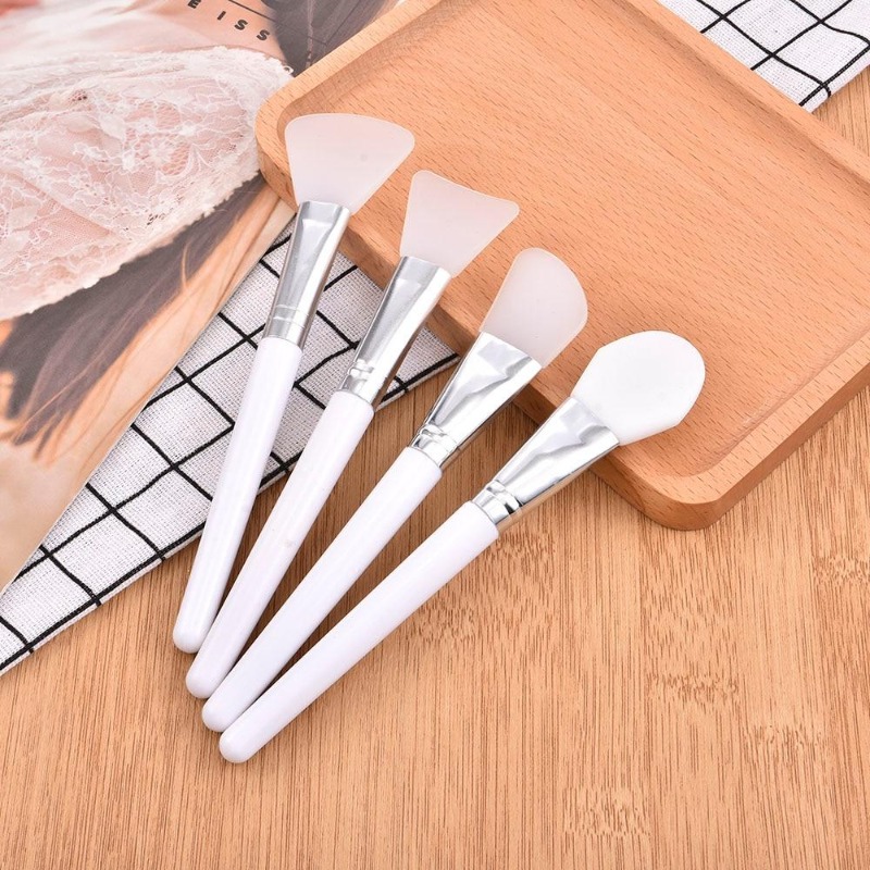 Brosse de maquillage blanche e - Makeup Beauty Ro avis et prix